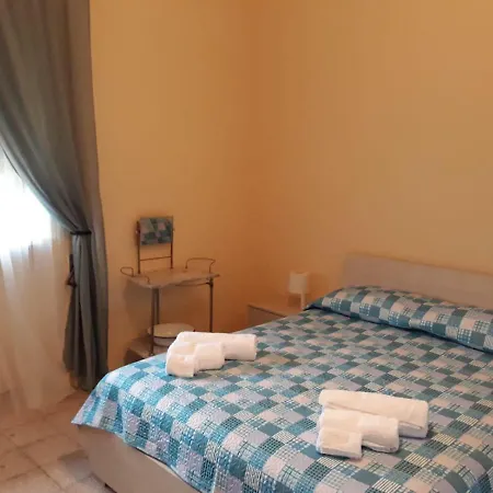 Sandarella * Vignacastrisi